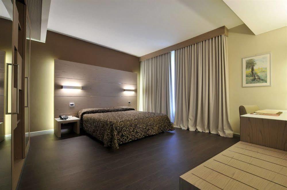 Hotel Federico II ليسي المظهر الخارجي الصورة